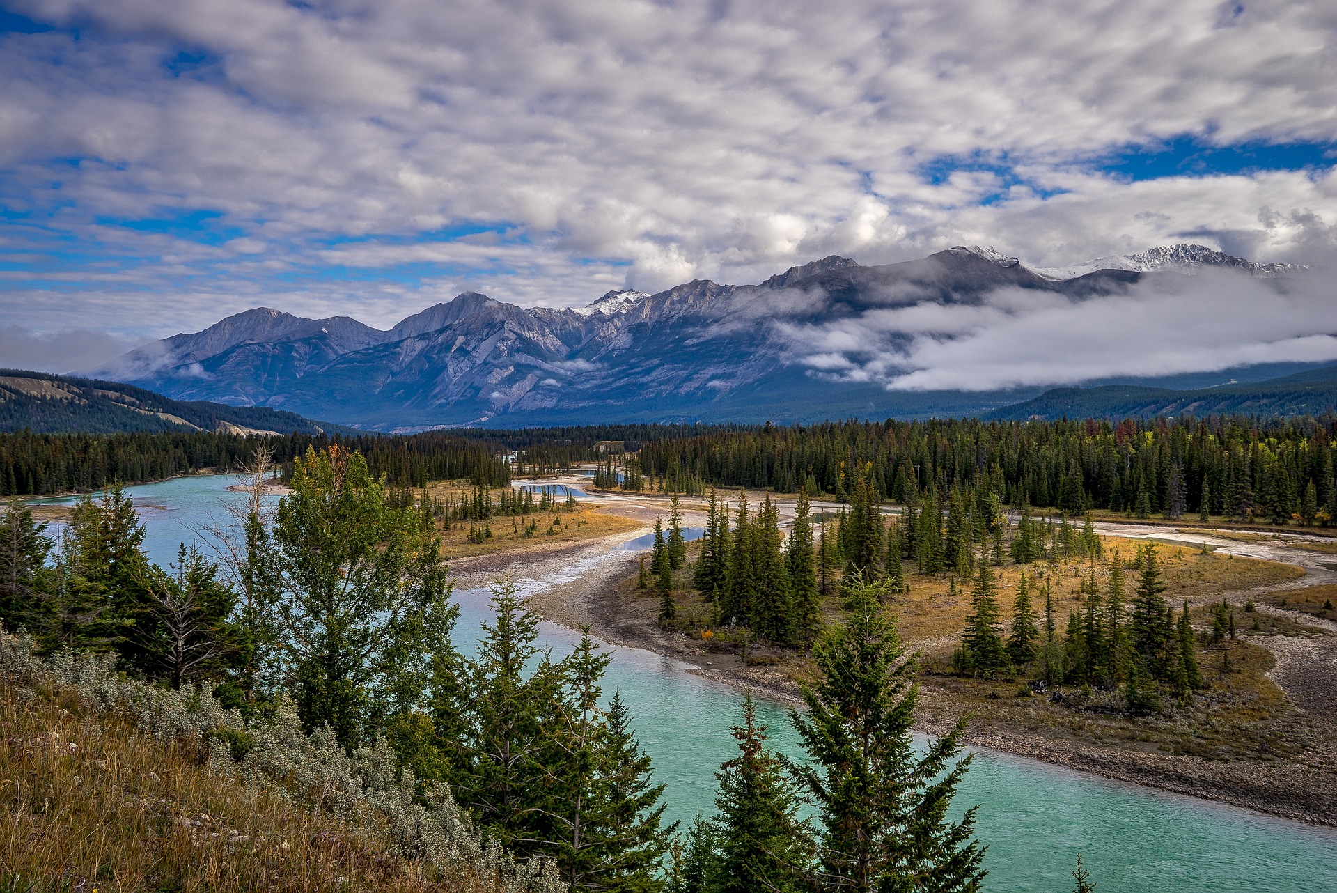 Canadian Parks: A Backgrounder